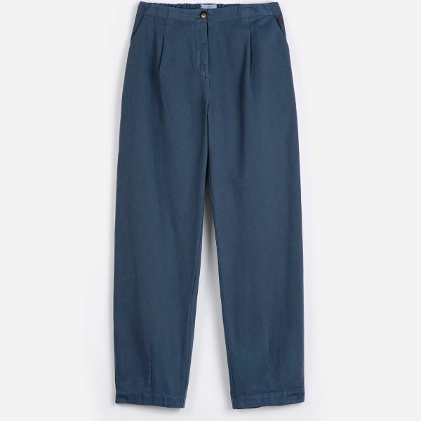 Pleated straight leg trousers