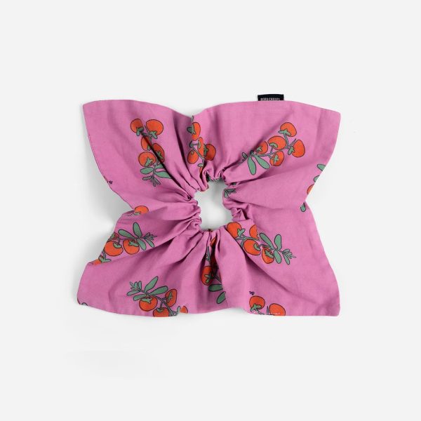 Juicy tomatoes pattern scrunchy